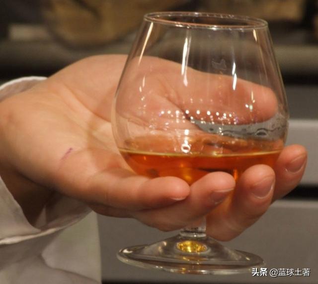 高手篇，6大基酒和鸡尾酒杯