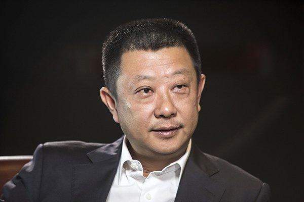 地头虫不敌过江龙，新加坡首富宝座易主