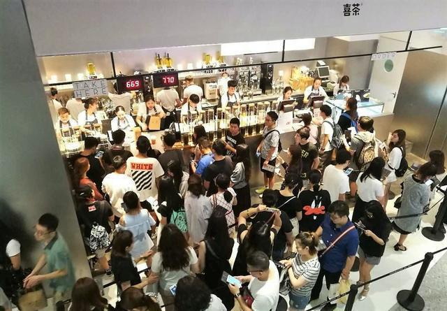 中国茶饮之王诞生，单店日均销量高达2000杯是怎么做到的？