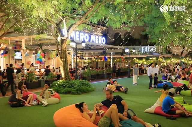 酒吧聚集地，白天好拍晚上浪漫，新加坡赞美广场