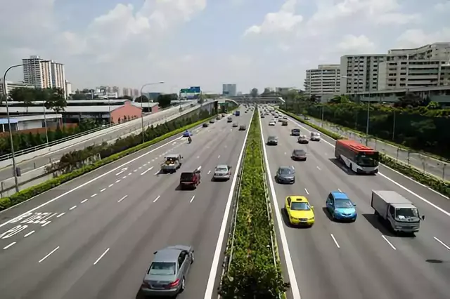 方升城市研究：从弹丸之地新加坡，看北上广深城市的未来