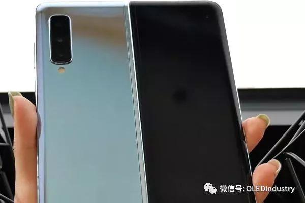 三星改良版的折叠屏手机Galaxy Fold，你有了解么？