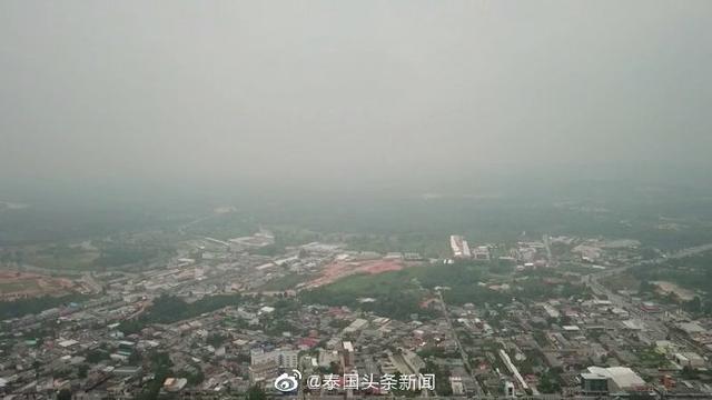 印尼林火燃烧数月产生烟霾污染致使泰国南部府遭殃