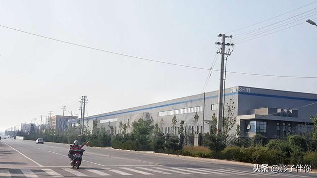 "世界的新加坡，中国的蔡家坡"