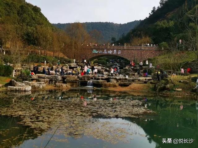 地铁上盖，湖景加持！梅溪湖CBD网红盘开售！不限购