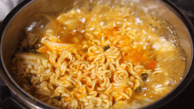 “国民美”食复宠了！一个趋势意味深长...