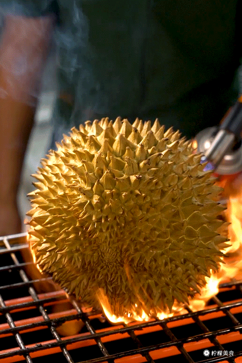 泰国市集火锅，买菜顺便把菜煮了