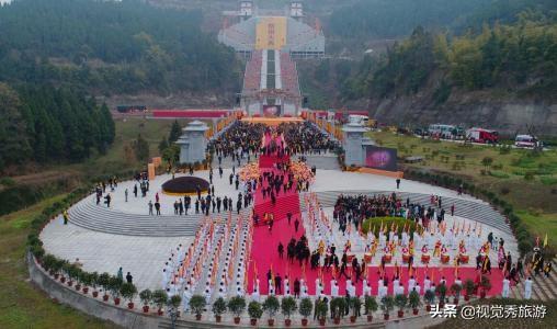 尊为先蚕，民间历祀为蚕神，行神，中华女祖第一陵，四川嫘祖陵