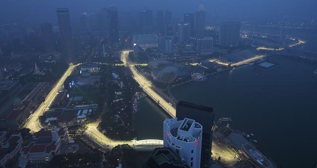 赛车——俯瞰新加坡F1大奖赛赛道