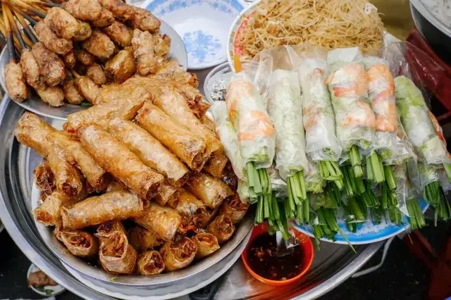 第一次独自旅行适合去哪里？