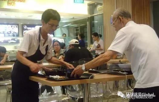 从建国一代看新加坡的养老制度