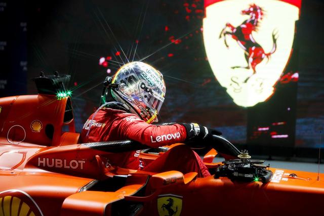 2019F1新加坡站赛后访问：本季首胜终到手，维特尔大吐心中闷气