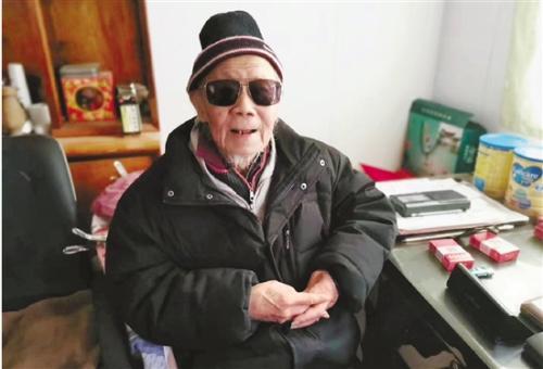 三只小狗、可乐炸鸡 温馨的最后十年戴铁郎在这里度过