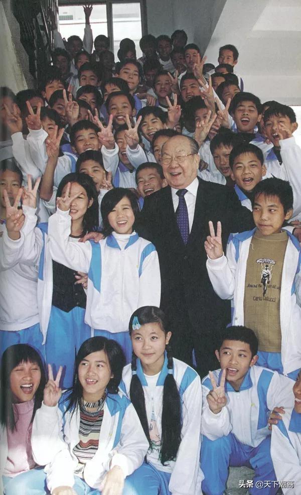 百岁老人见证中国百年巨变！陈伟南：人生价值在奉献