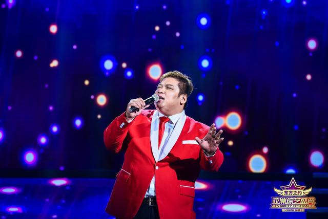 马来西亚陈新贵携杜柔蒽唱响综艺盛典展演，吸睛吸情