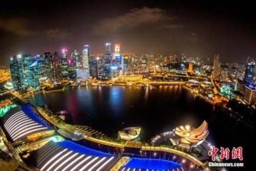 新媒：邀中国网红录视频 新加坡下血本了