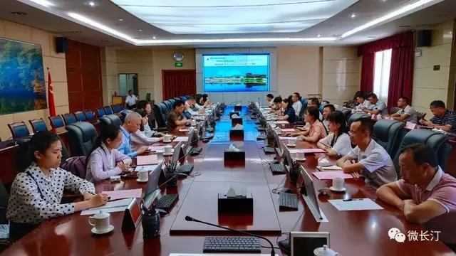 驻厦外交官及企业代表来汀考察