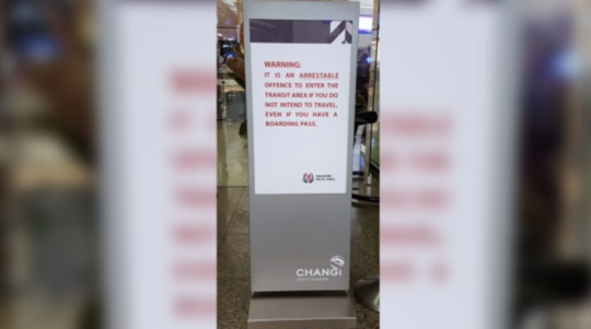 新加坡男子买机票送别妻子未登机，面临最高两年刑期逾10万罚款