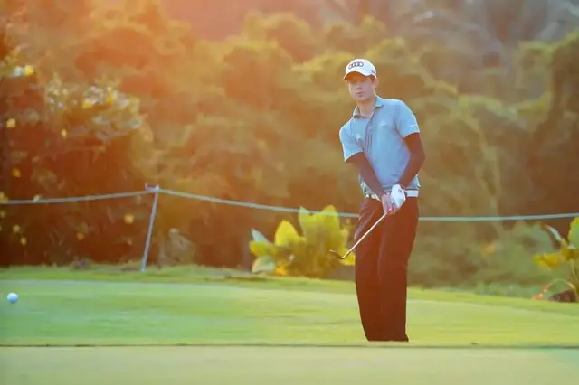 海口精英赛新加坡球员郭鹏翔1杆优势领跑36洞，中国小将唐俊祎T10