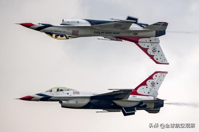 F-16充当飞行表演用机，新加坡黑骑士水平尚可，美国雷鸟技高一筹