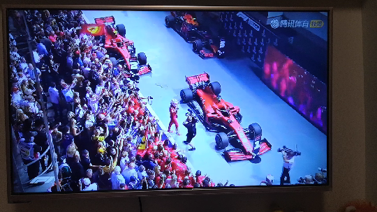 好久不见 F1新加坡站 恭喜法拉利1、2带回