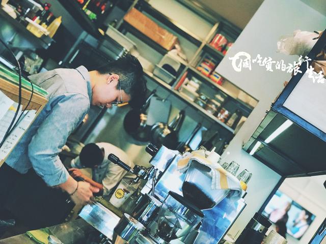 “全球最佳机场”樟宜国际机场，新加坡的影像故事从这里开始