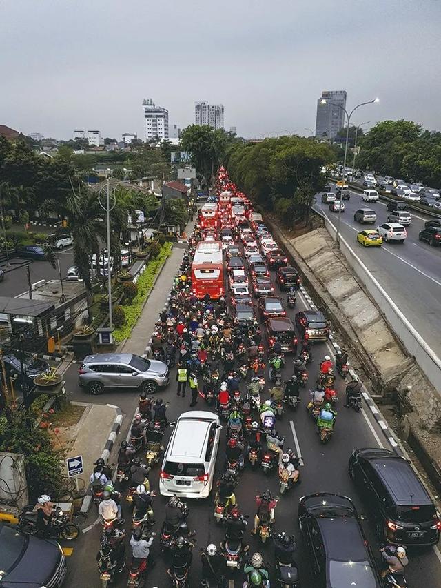 迁，难！不迁，更难！印尼迁都之困