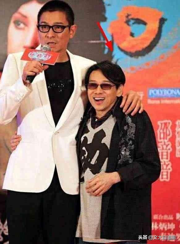 他是谭咏麟刘德华的伯乐，比曾志伟还要矮一个头，现复出做主持