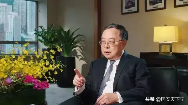 恒隆董事长：香港政治生态问题不解决，再谈100年也搞不出房子