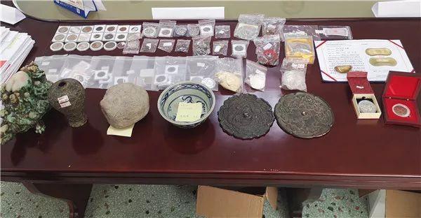 几百块淘到的古玩值百万，你信吗？恭喜你，上当了，警方的提醒来了