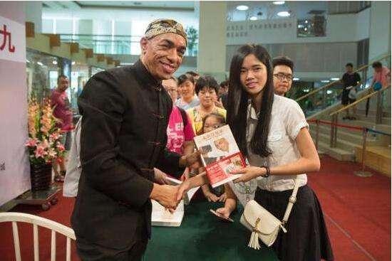 奥巴马当总统时，美国采取什么样的战略？