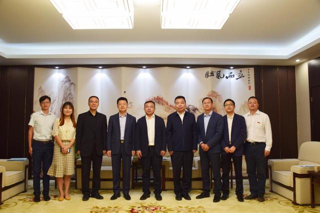 近日，华为副总裁赶赴西安，只为这所高校而来！