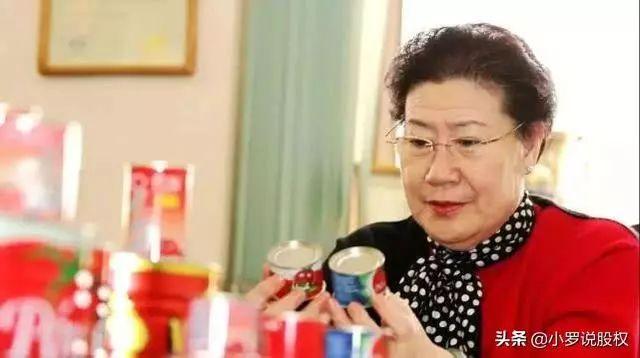 55岁老太退休创业，靠一个易拉罐年收76亿，留下3点商业经验