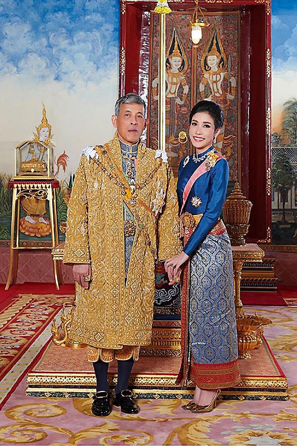 废黜贵妃：泰国“宫斗”背后的王权困境