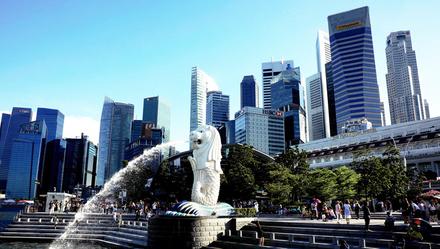 与西方截然相反，新加坡在香港事件上倒是很清醒