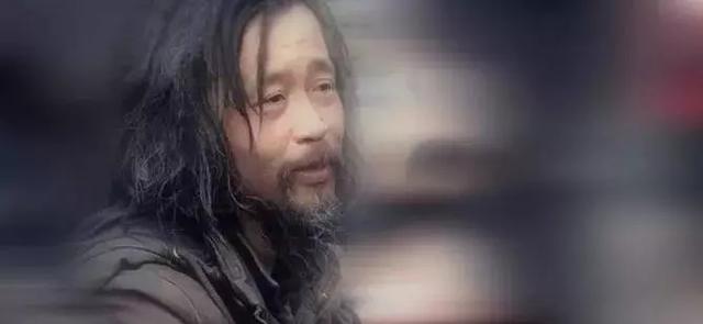 出口成章的流浪大师在一夜爆红后，月入百万，现况如何？