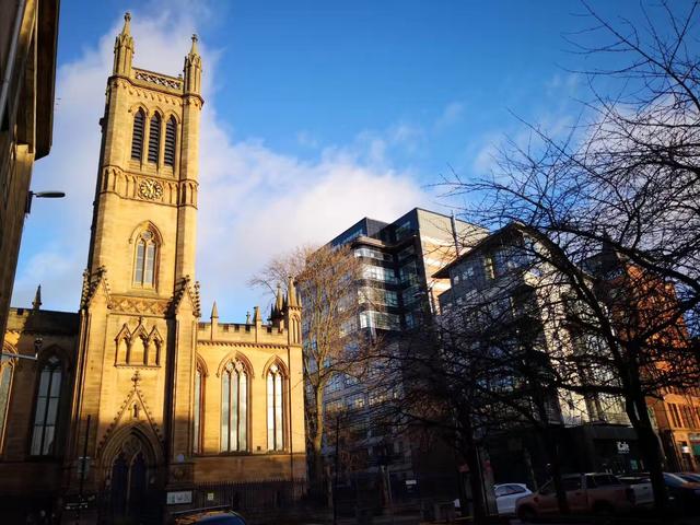 想去英国顶级商学院？思克莱德大学在等你