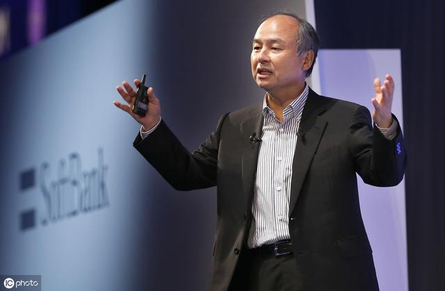 日本+韩国+中国血统，他是马云身后的神秘男人...