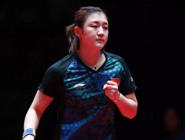 国乒大将双线出局！遭新加坡一姐4-0碾压，又被日乒小将3-2淘汰