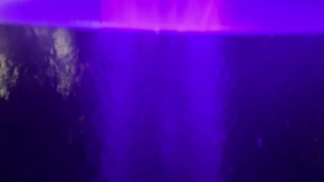 新加坡网红瀑布 美到窒息