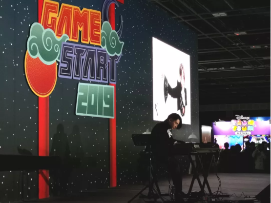 流行钢琴大师V.K克GameStart2019全程回顾，黑白琴键上奏响秋日乐章