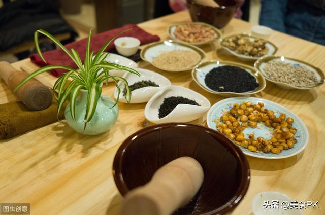 客家擂茶与侗家接骨茶，哪一种茶让你喝过更舒心？
