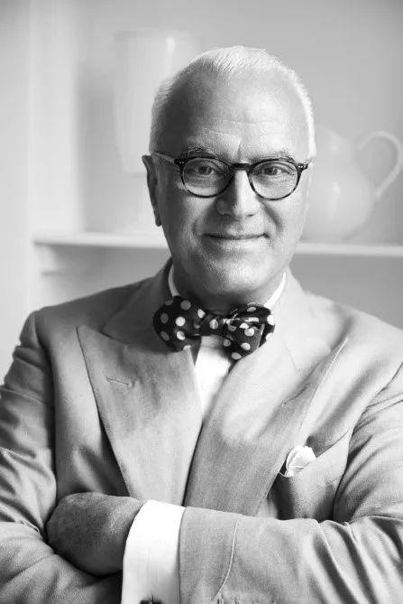 Manolo Blahnik：永不褪色的优雅