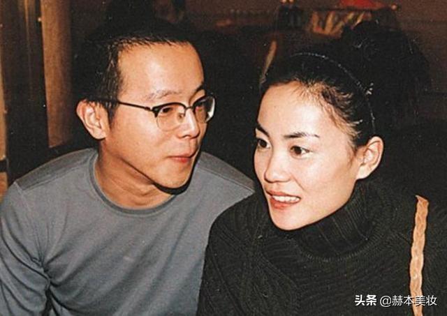 王菲24年前旧妆容还在被拷贝，她才是美妆界的经典传奇