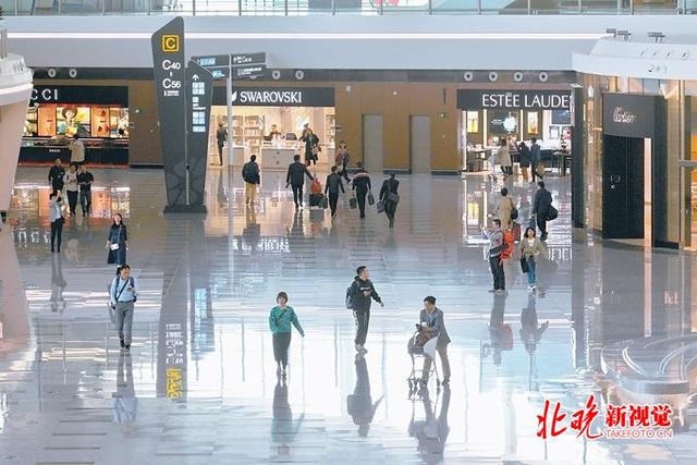 大兴国际机场正式投运“满月”，为何成为北京“网红打卡地”？