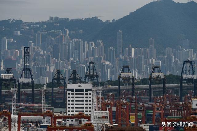 WEF全球竞争力报告：香港第三，新加坡成榜首