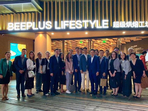 新加坡旅游局董事会主席率团访问BEEPLUS超级烘焙工坊