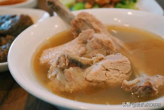 颠沛与扎根：肉骨茶值得一叹