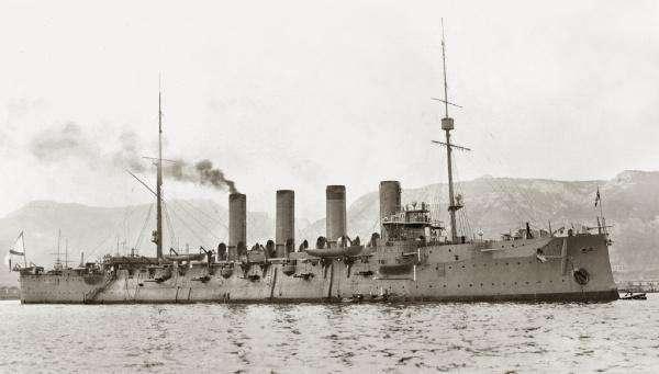 不打正面决战，转而袭击敌方后勤，德舰一举击沉17万余吨英国船只