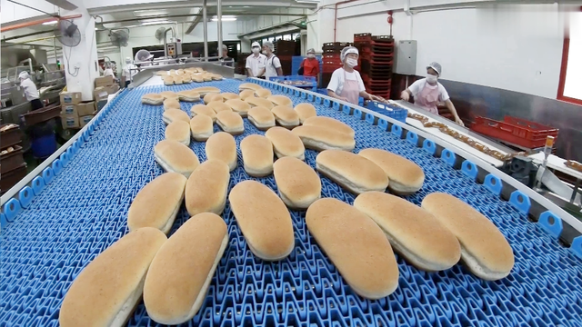 新加坡 今时今日的面包制作 每天做20万个面包 全年无休 2019